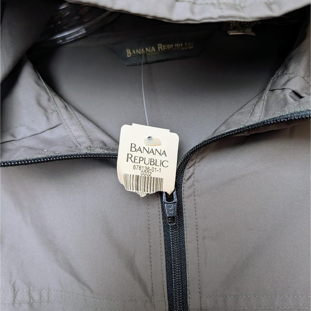 Vintage Banana Republic Jacket Minimalist Zip Tech Windbreaker Pouch 2000 NWT M - Picture 4 of 14